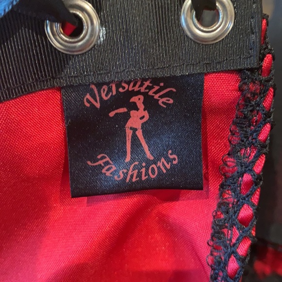 Versatile fashions two piece set - Picture 6 of 8